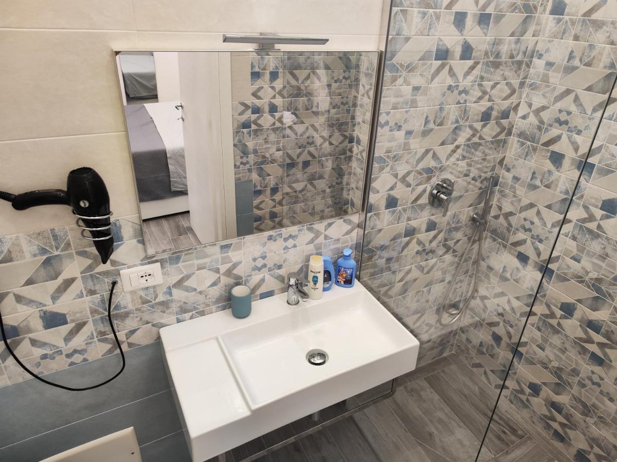B&B Il Regno Delle Due Sicilie Наполи Екстериор снимка