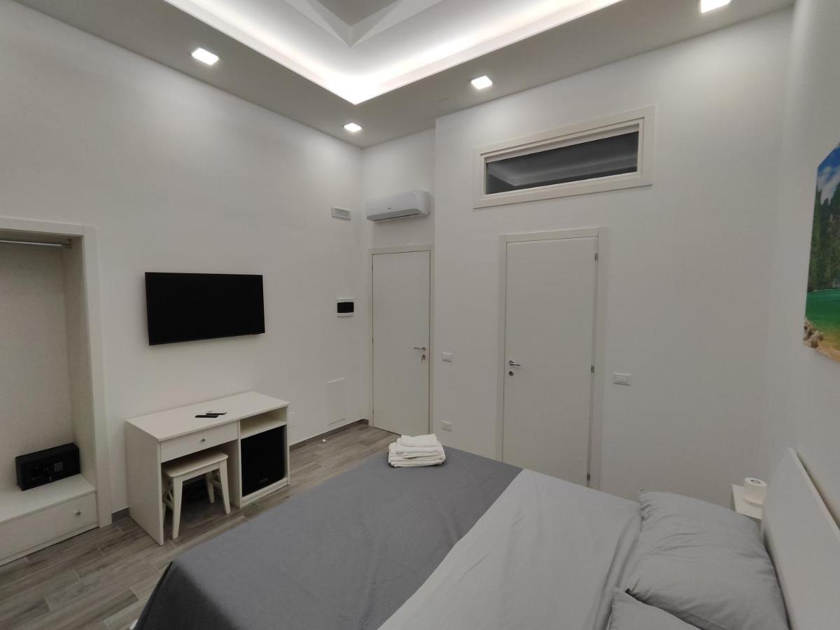 B&B Il Regno Delle Due Sicilie Наполи Екстериор снимка